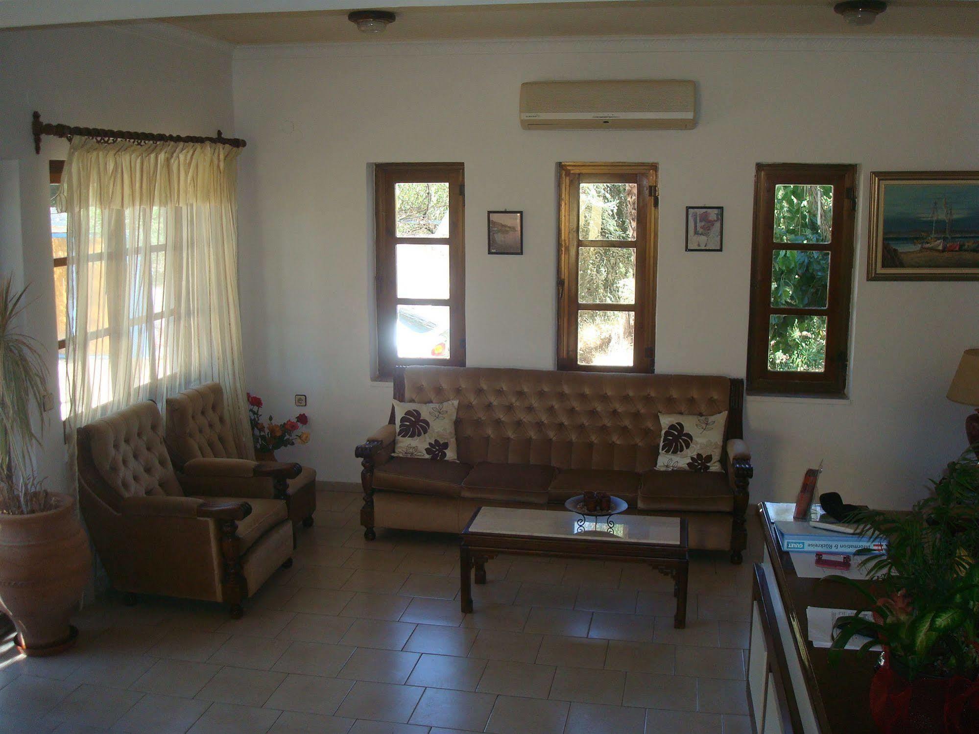 Hotel Aghas Paleochora Exterior photo